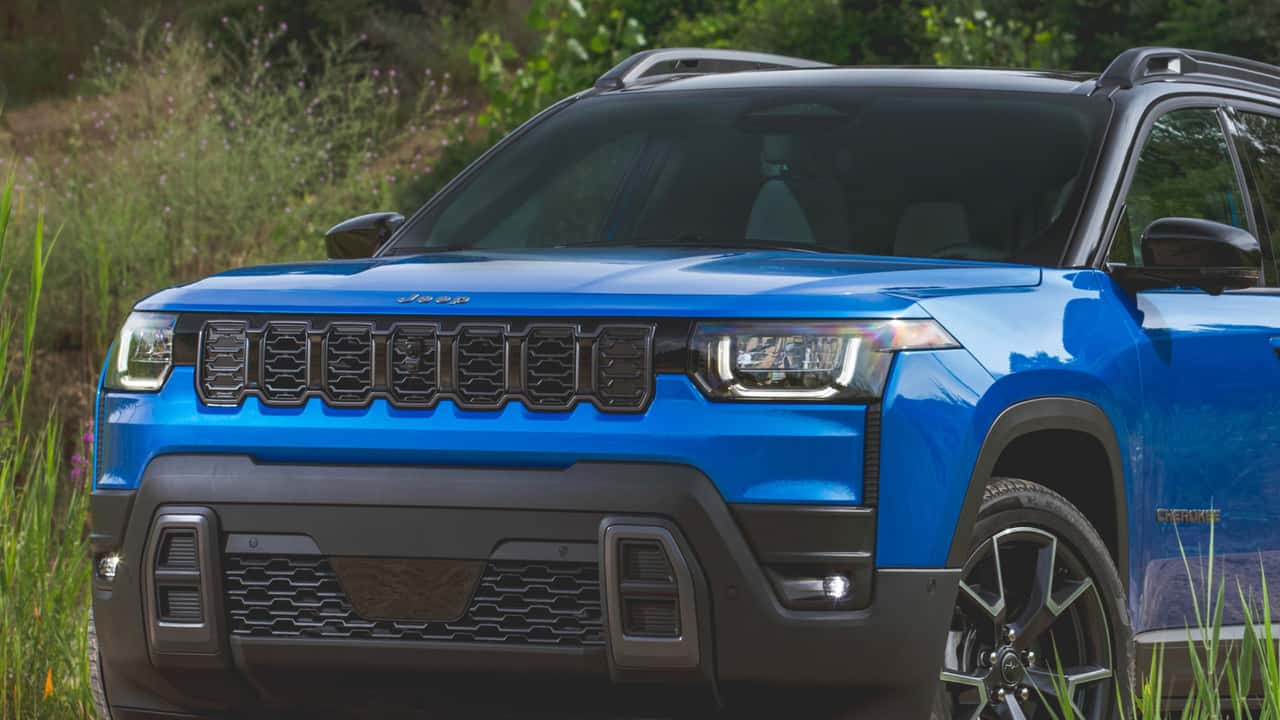 Jeep Cherokee Hibrit Modeliyle Yolda: Teknik Detaylar ve Özellikler